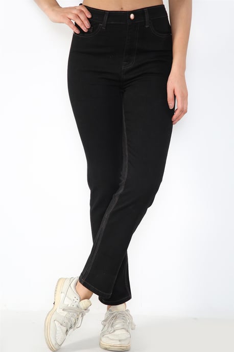 Ladies Magic Shaping High Waisted Straight Leg Jeans in Schwarz - Image 3
