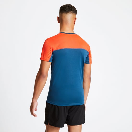 Dare 2B Herren T-Shirt Notable, kurzärmlig, mit kontrastierenden Details (Dunkelpetrol/Rotorange) - Image 2