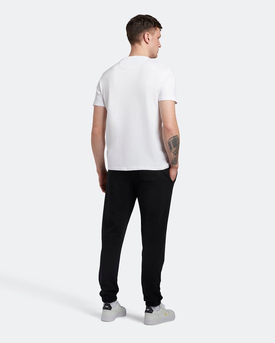 Lyle & Scott Slim Sweat Pant in Schwarz - Image 3