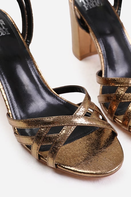 Wheres That From Womens 'Erin' Mid Block Heel With Cross Over Strap Detailing