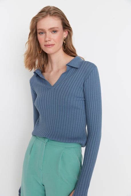 Trendyol Damen Gerade Strickpullover - Image 3