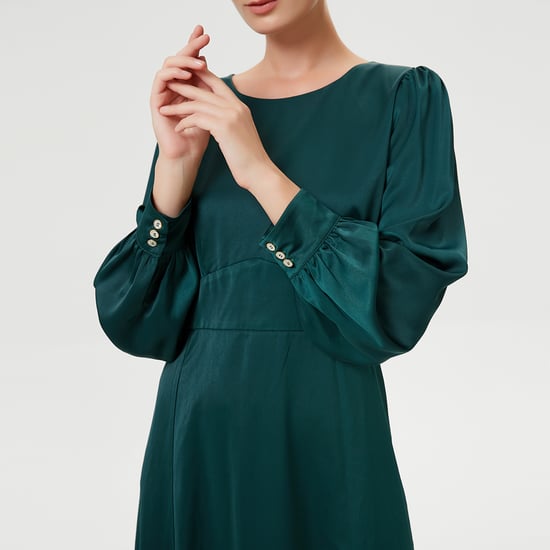 Angepasstes und ausgestelltes fließendes Blusenkleid - Image 6