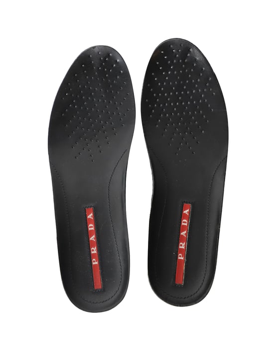 Prada Querschnitt Sneakers in mehrfarbigem Strick - Image 6