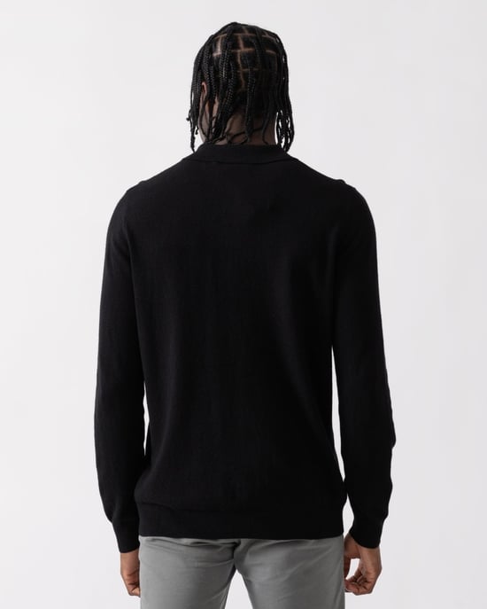 Lyle & Scott Lang�rmliges Strick-Poloshirt aus Merinowolle in Schwarz - Image 4