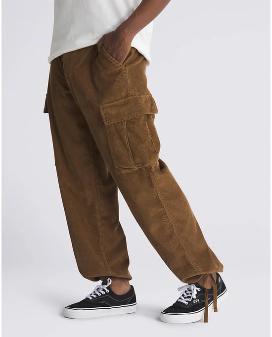 VANS Herren Service Cargo Cord Lose Tapered Pants in Kaffeelikör - Image 5
