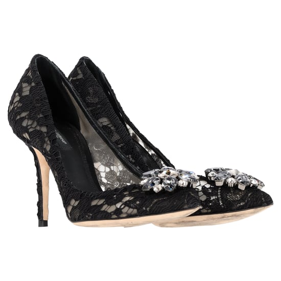 Dolce & Gabbana Spitzen-Regenbogen-Pumps mit Brosche aus schwarzem Rayon - Image 4