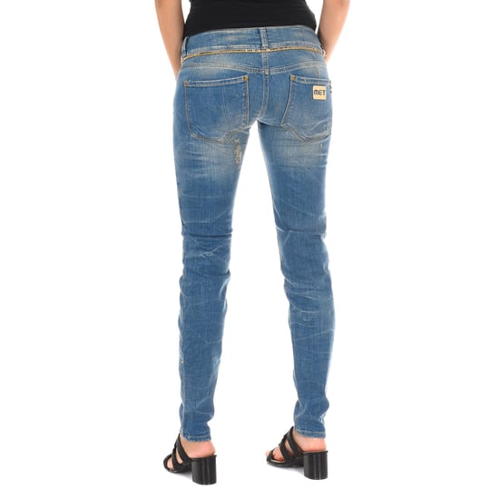 Lange Jeanshose mit abgetragenem und zerstörtem Effekt 10DB50128 Damen - Image 3