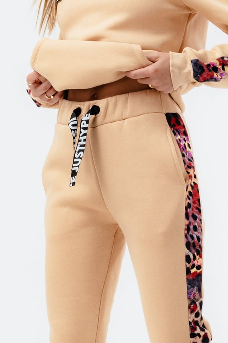 Hype Womens Hazelnut Animal Print Label Joggers - Image 3