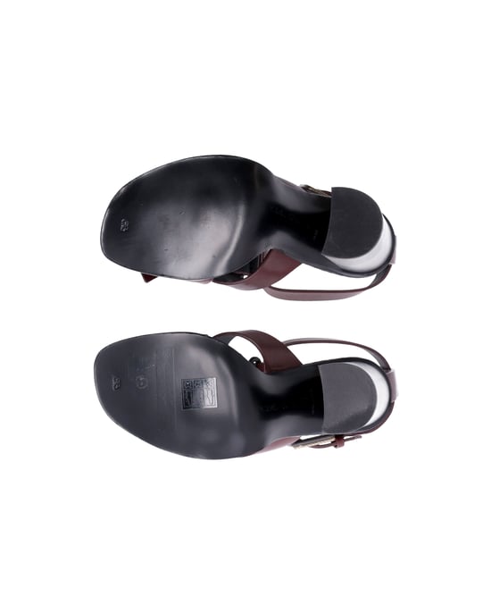 Bottega Veneta Fransen-Schnallen T-Riemen Blockabsatz-Sandalen aus bordeauxrotem Leder - Image 6