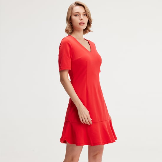 Minimalistisches Kleid aus Trapez-Jersey - Image 4