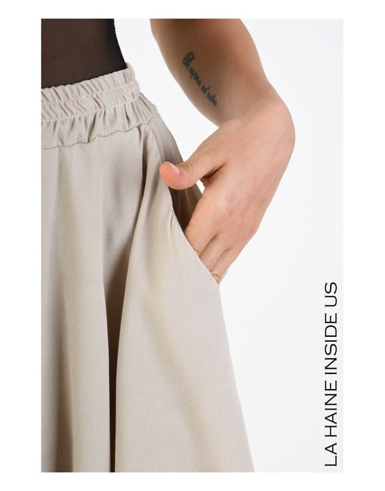 La Haine Inside Us Shorts Damen beige - Image 6
