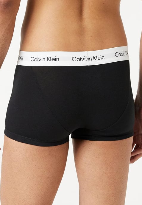 Calvin Klein Herren 3er-Pack Boxershorts – mittlerer Bund – schwarz/weißes Band - Image 3