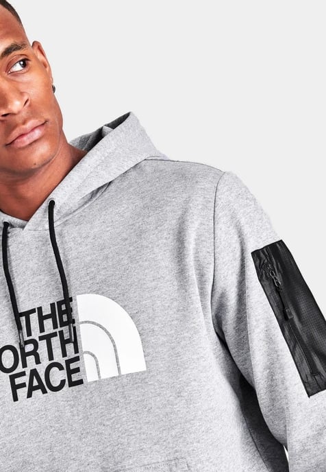 The North Face Logo Woven Pocket Hoodie in Hellgrau - Image 4
