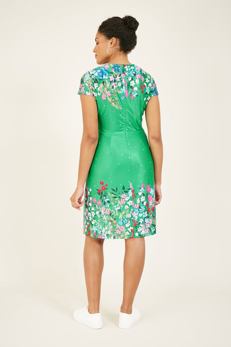 Robe courte verte avec motif floral par Yumi - Image 4