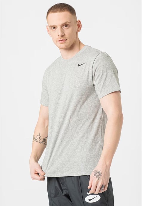 Nike Training Dri-FIT-T-Shirt in Grau - Image 1