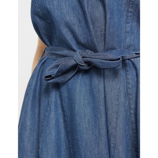 Robe Belt Flare Denim Armani Pour Femme en Jean Denim - Image 5