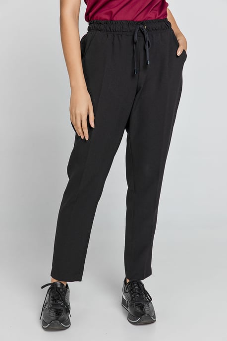 Schwarze Krepp-Hose von Conquista - Image 5