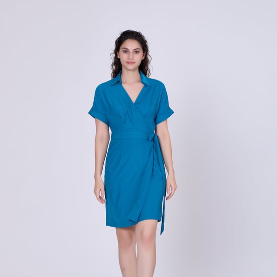 Wrap minimalist dress and italian collar