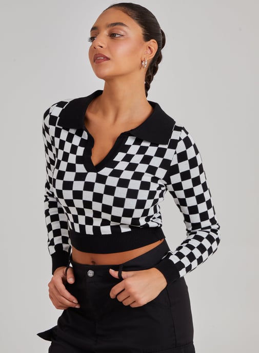 Notch Collar Checkered Top