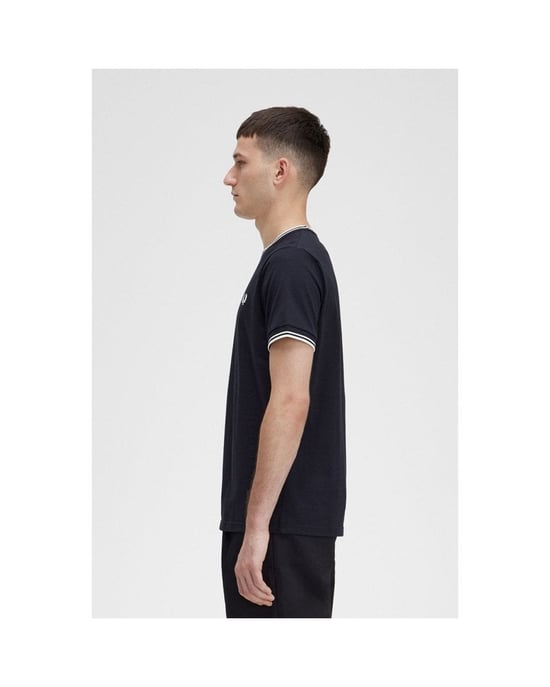 Fred Perry Schwarzes T-Shirt Mit Zwei Spitzen - Image 4