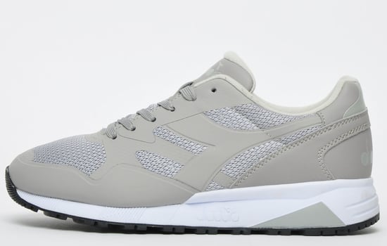 Diadora N902 Mens