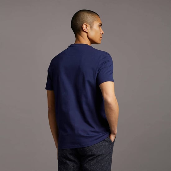 Lyle & Scott Einfarbiges T-Shirt in Marineblau - Image 2