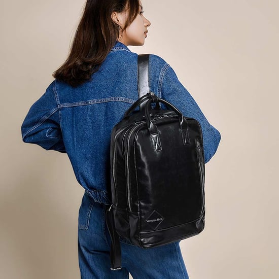VICTORIA HYDE Rucksack Cowboy Cowgirl Rucksack in schwarz - Image 3