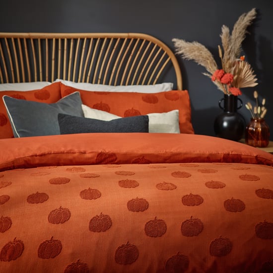 furn. Pumpkin Tufted 100% Cotton Duvet Cover Set