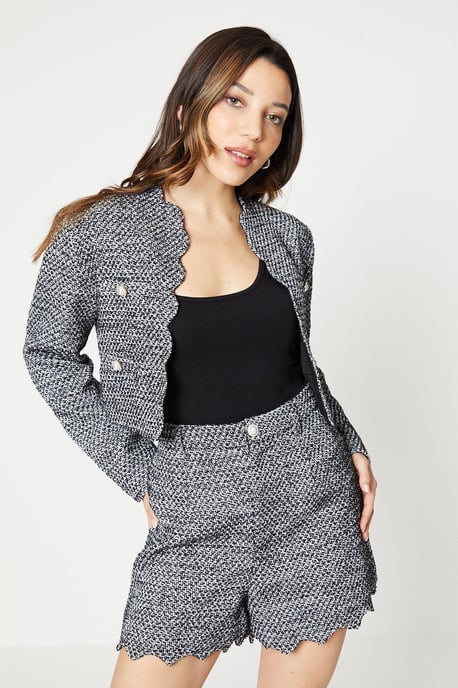 Scallop Edge Tweed Shorts