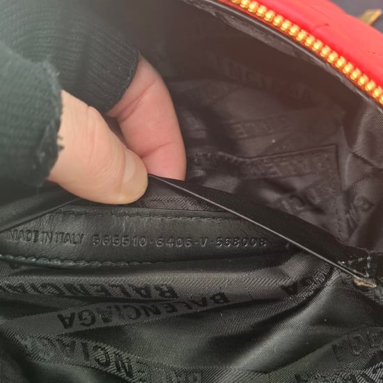 Balenciaga Gequiltete XXS Souvenir Charms Gürteltasche aus rotem Leder - Image 6