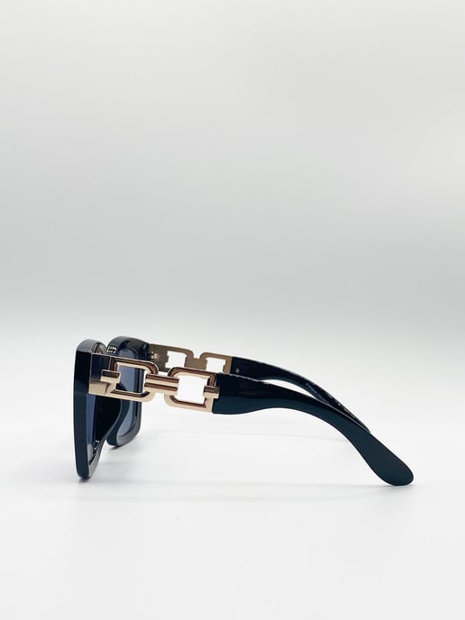 Oversized Sunglasses with Gold chain detail - Image 3