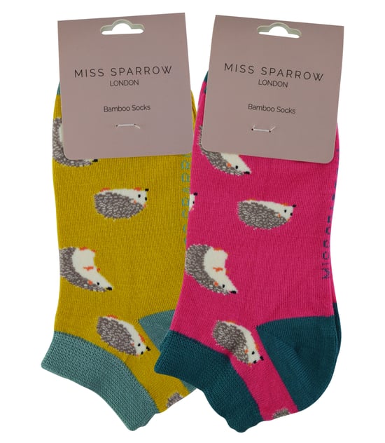 2 Paar Multipack Damen Bambus Trainer Socken | Miss Sparrow | Atmungsaktive Neuheit Tiermuster Socken - Igel - Image 2