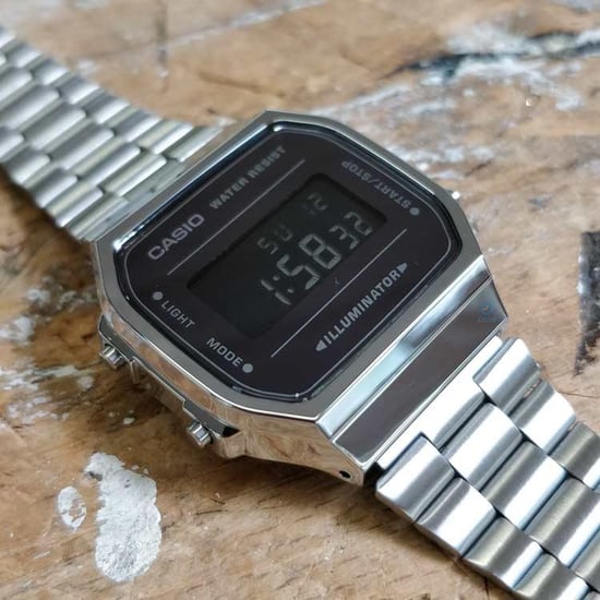 Casio Retro Unisex Silber Uhr A168WEM-1EF - Image 3