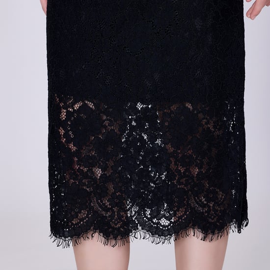 Spitzenkleid mit Bustier-Linien und Tulpenärmeln - Image 5