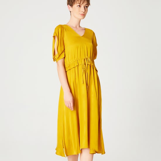 V-neckline midi dress with drawstring belt