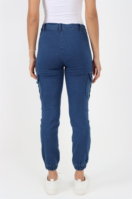 Damen-Jeans mit seitlichem elastischem Bund und Bündchen in Blau - Image 2