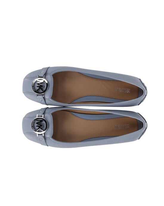Michael Kors Fulton Mokassin Ballerinas aus pastellblauem Leder - Image 5