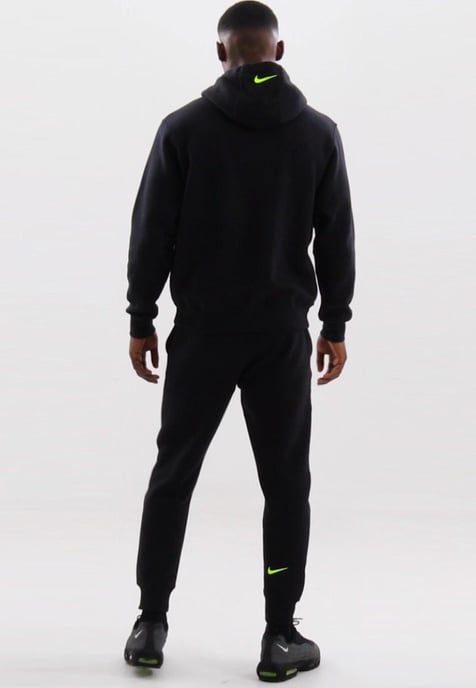 Nike Standard Issue Moto Overhead-Trainingsanzug in Schwarz - Image 2