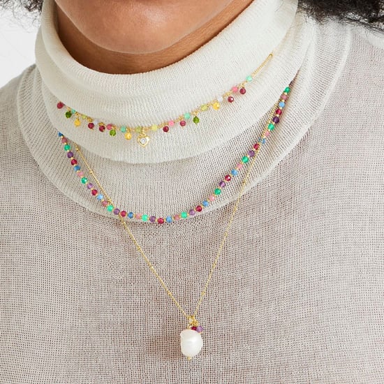 Luxenter weißer Perlencollier aus 18K Gelbgold - Zain - Image 4