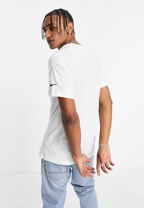 Nike Herren Sportswear T Shirt Big Logo in Weiß - Image 2