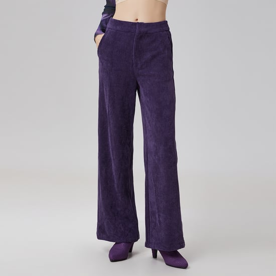 Gerade Hose aus Samt - Image 1