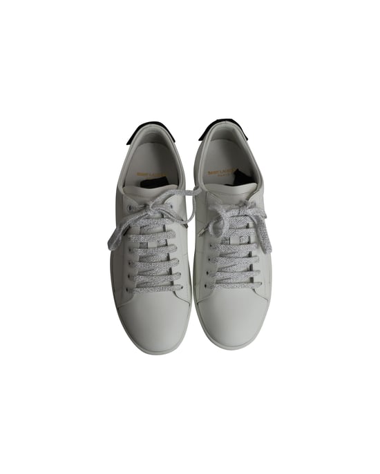 Saint Laurent Lips Classic Court Sneaker aus weißem Leder - Image 5