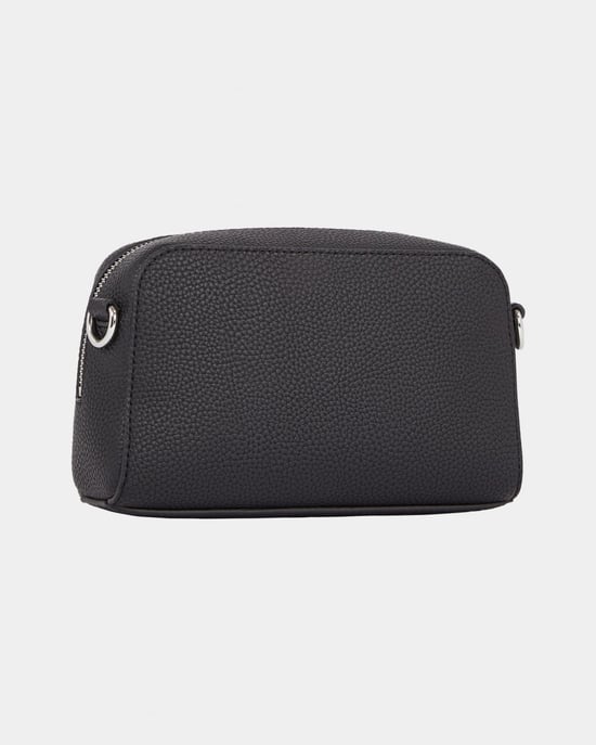 Tommy Hilfiger TH Emblem Crossover Tasche - Image 2