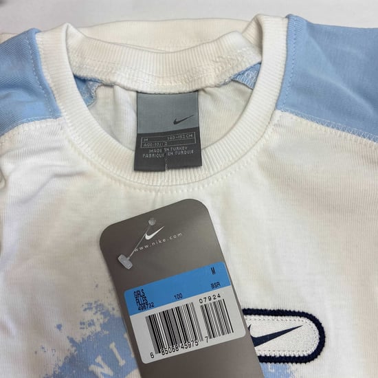 Vintage Nike Girls Oregan Training Camp T-Shirt - Image 2