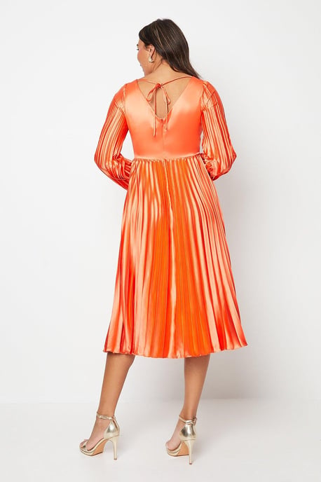 Twist Keyhole Pleated Satin Midi Dress