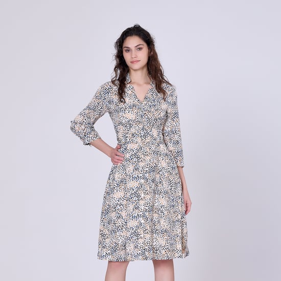 Minimalist printed tea dress and 3/4 sleeves