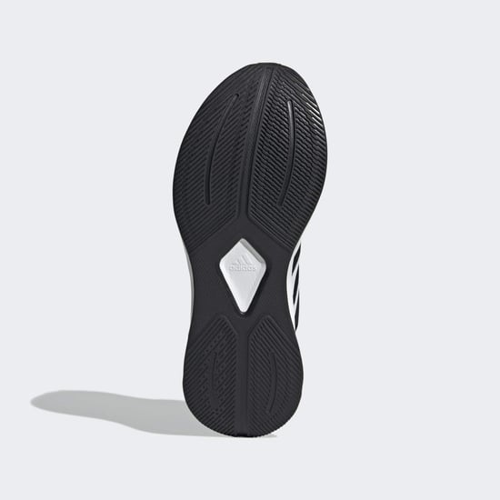 Chaussures course Duramo 10 adidas Pour Femme en Noir et blanc - Image 4