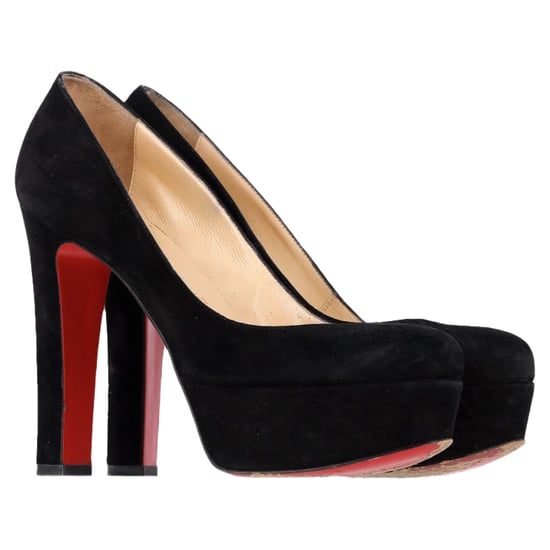 Christian Louboutin Runde Zehen Chunky Heel Plateau-Pumps aus schwarzem Wildleder - Image 4