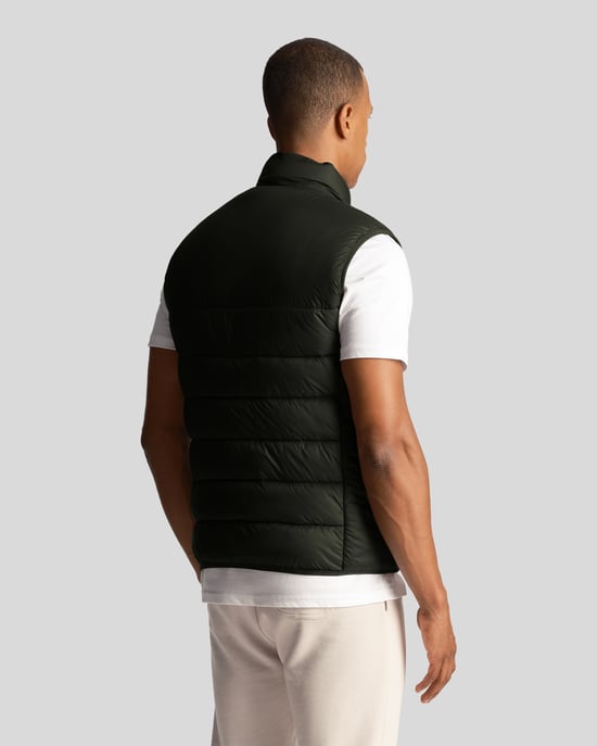 Lyle & Scott Steppweste in Olivgrün - Image 3