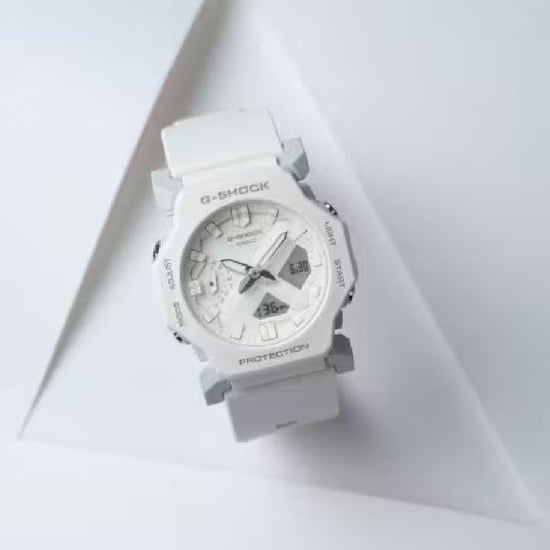 Casio G-shock Weiß Damen Armbanduhr GA-2300-7AER - Image 3
